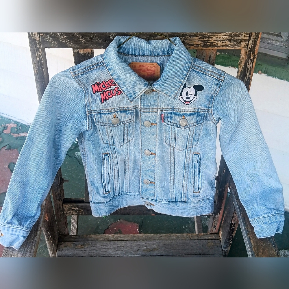 KIDS LEVI'S × Mickey Mouse Denim Trucker Jacket~Kids Size 6~Unisex